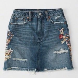 Embroidered denim distressed skirt